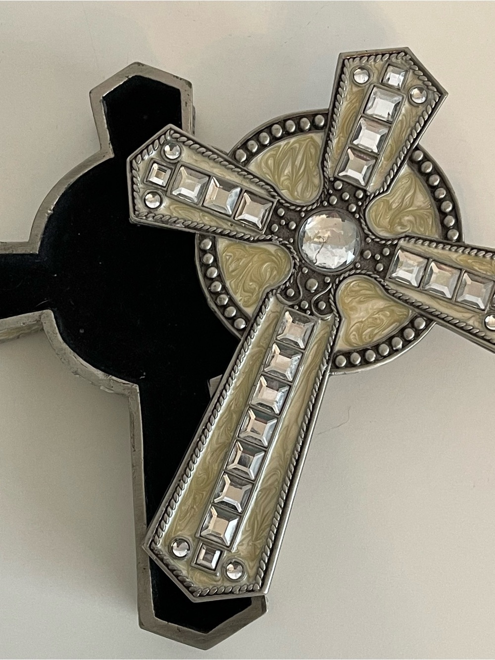 Cross Jewelry Trinket Box Collectible Enameled Rhinestones Rosary Velvet Lined - Picture 7 of 12
